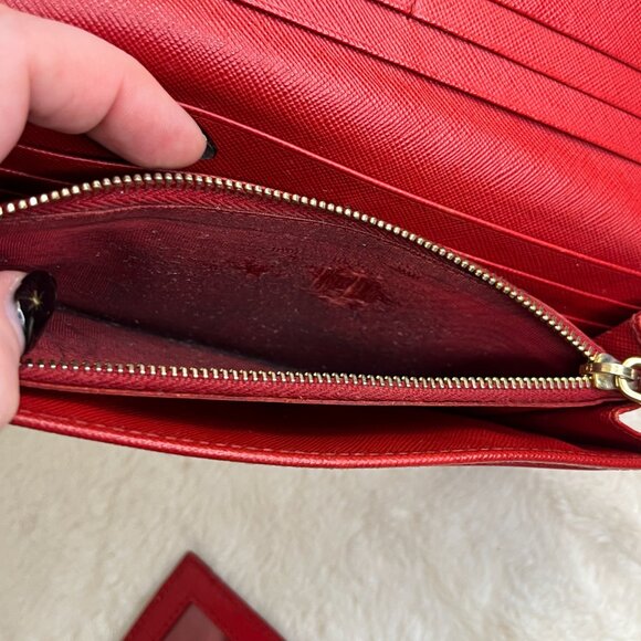 Pre-Loved Prada Red Saffiano Fiocco Bow Long Bifold Wallet - Picture 14 of 16